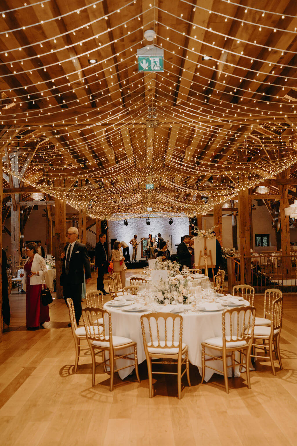 Enfant sur son 31 pour le mariage